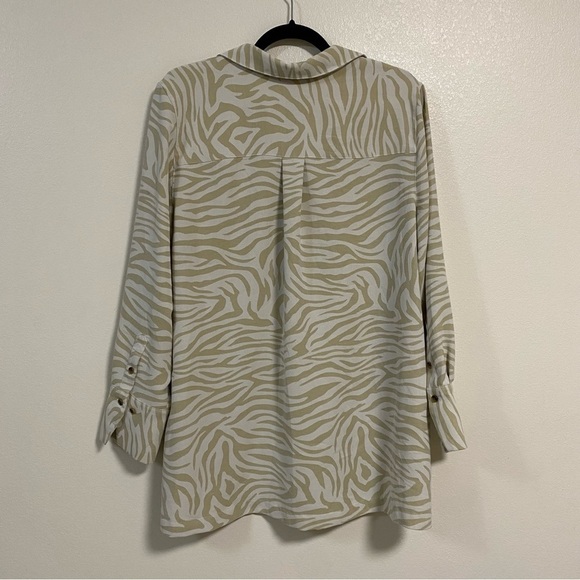 Chico’s Blouse Women’s Size 2/Large Zebra Print Long Sleeve Tunic Top Blouse - Picture 10 of 16